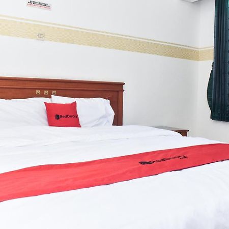Reddoorz Near Lenmarc Mall Surabaya Pradahkalikendal Luaran gambar