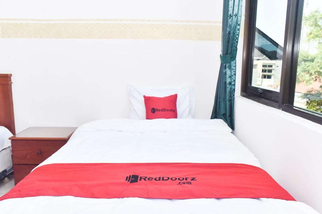 Reddoorz Near Lenmarc Mall Surabaya Pradahkalikendal Luaran gambar